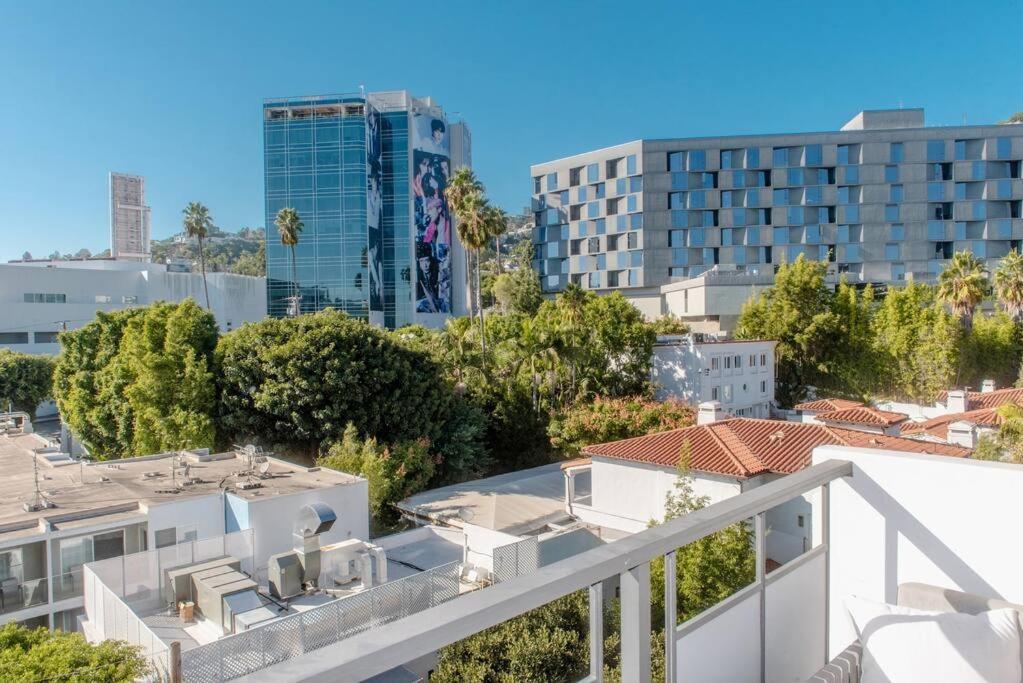 Apartamento The Sunset Blvd Luxury High-rise, 180 City Views Los Ángeles
