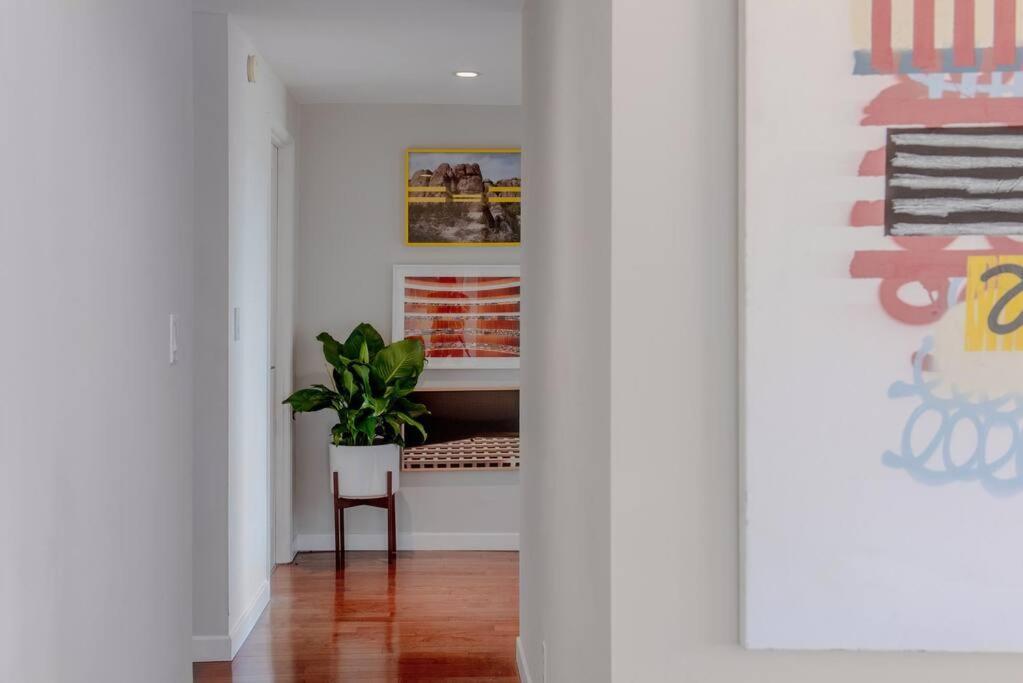 The Sunset Blvd Luxury High-rise, 180 City Views Apartamento