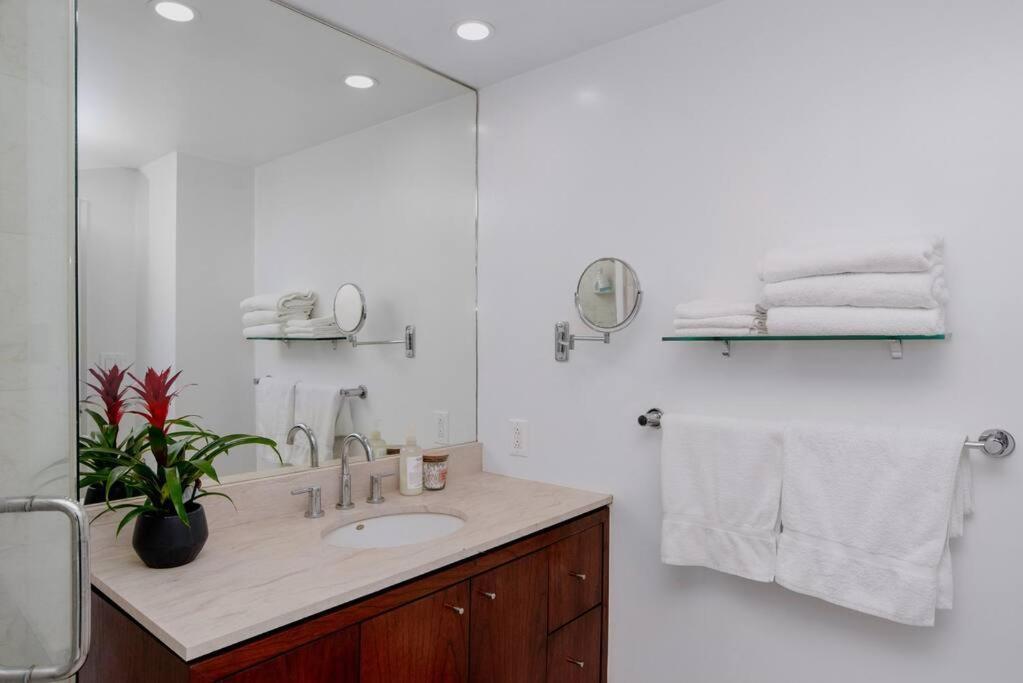 The Sunset Blvd Luxury High-rise, 180 City Views * Los Ángeles