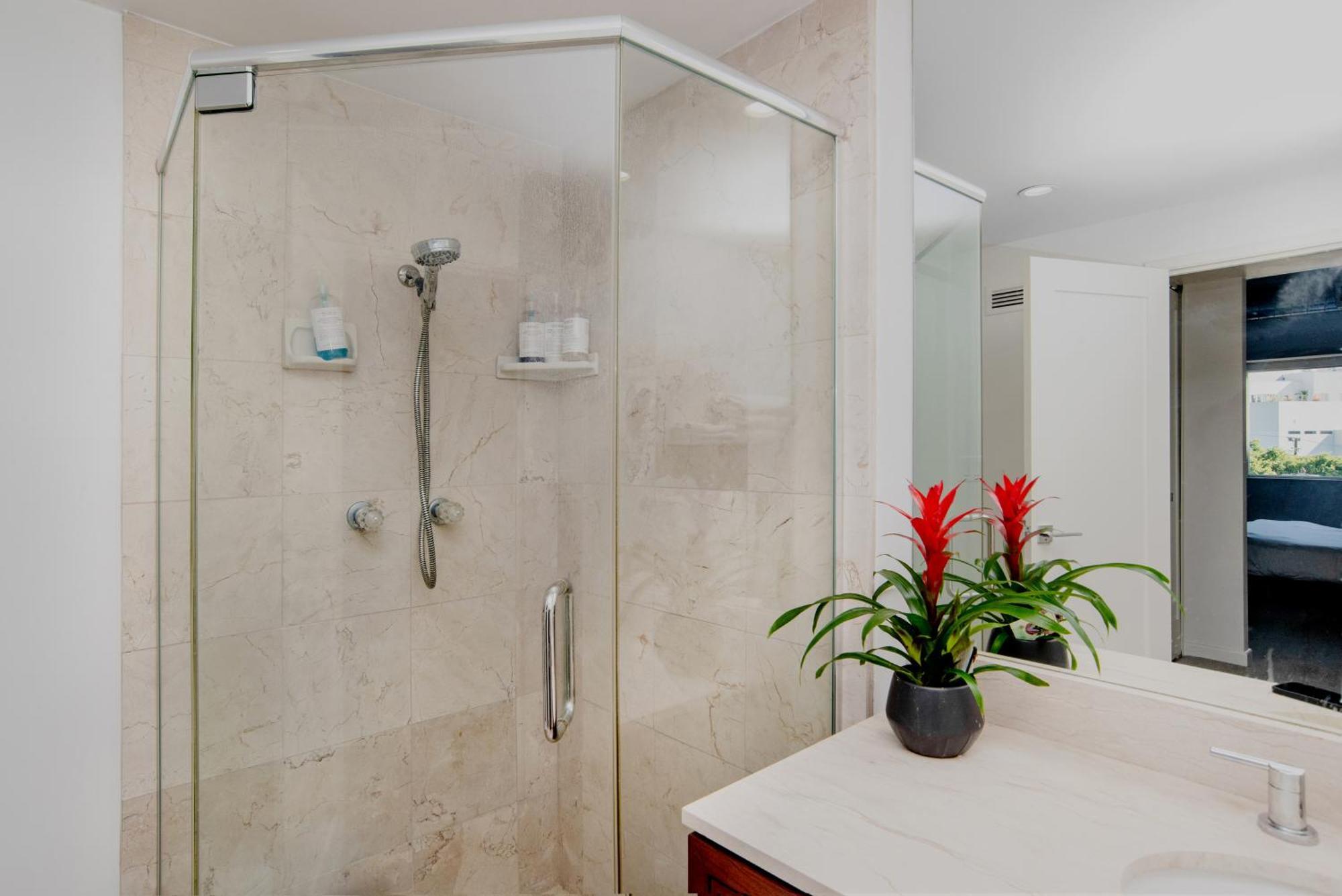 The Sunset Blvd Luxury High-rise, 180 City Views Apartamento *