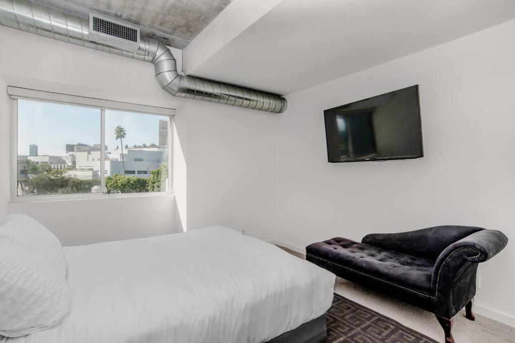 The Sunset Blvd Luxury High-rise, 180 City Views * Los Angeles